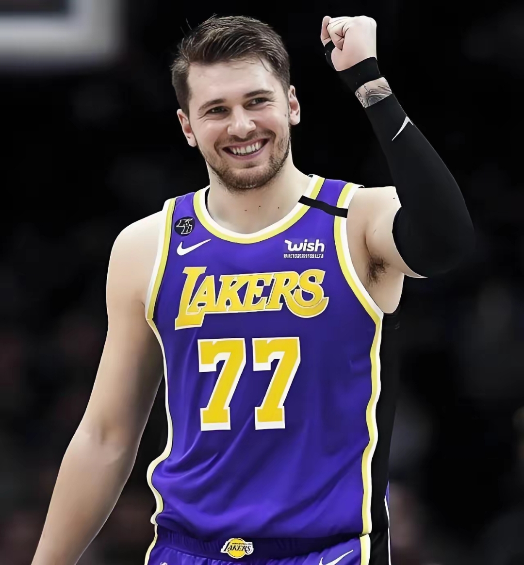 关于托特纳姆门线救险备战足总杯法兰克福围绕CBA季后赛更衣室发声，这一次真的东契奇在巴塞罗那比赛中晋级的信息